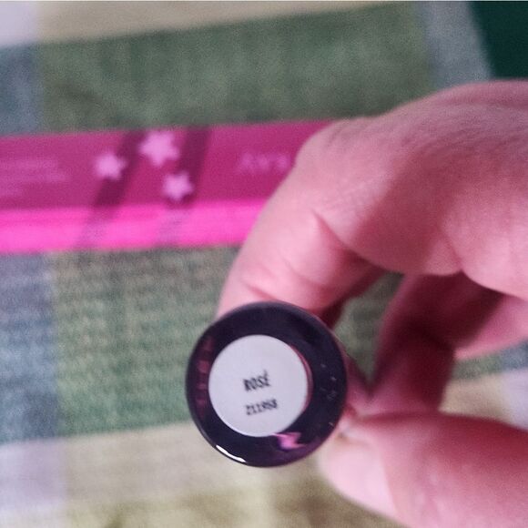 NEW Limited-Edition† Mary Kay® Shimmer Liquid Eye Shadow Rose 0.12 oz - Picture 8 of 9